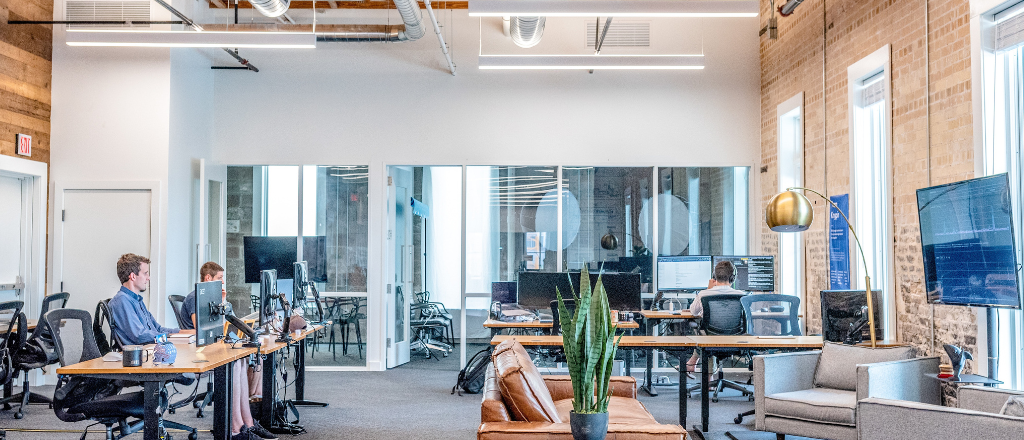 Marketing in-house vs agence externe : quel est le vrai coût en 2026 ?